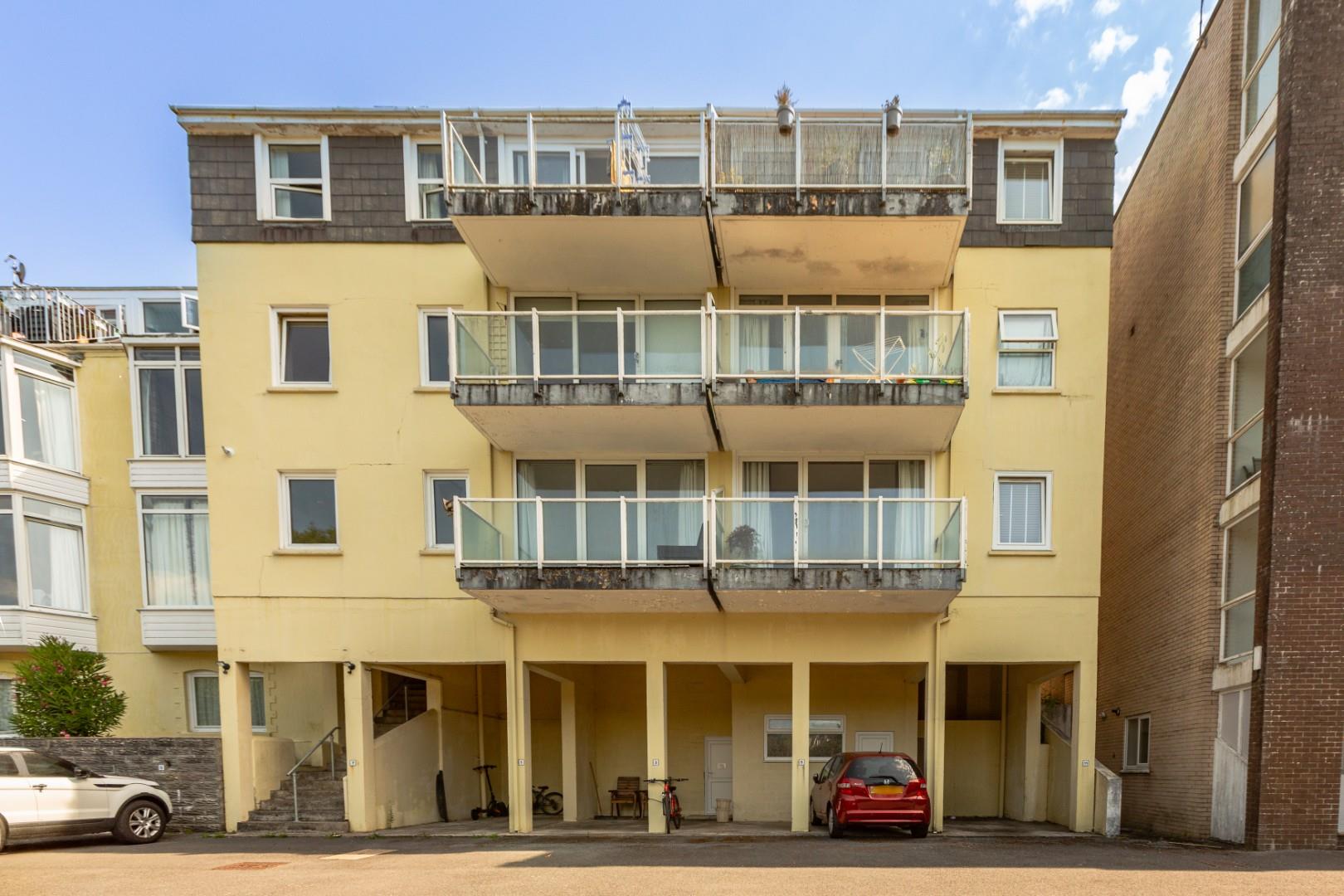 Parkside, 16 Langland Road, Langland, Swansea, SA3 4LX
